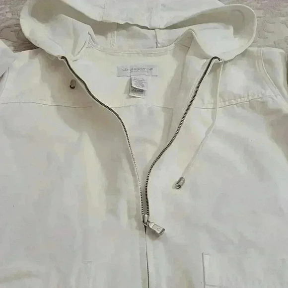 Liz Claiborne White Jacket  - Picture 9 of 13